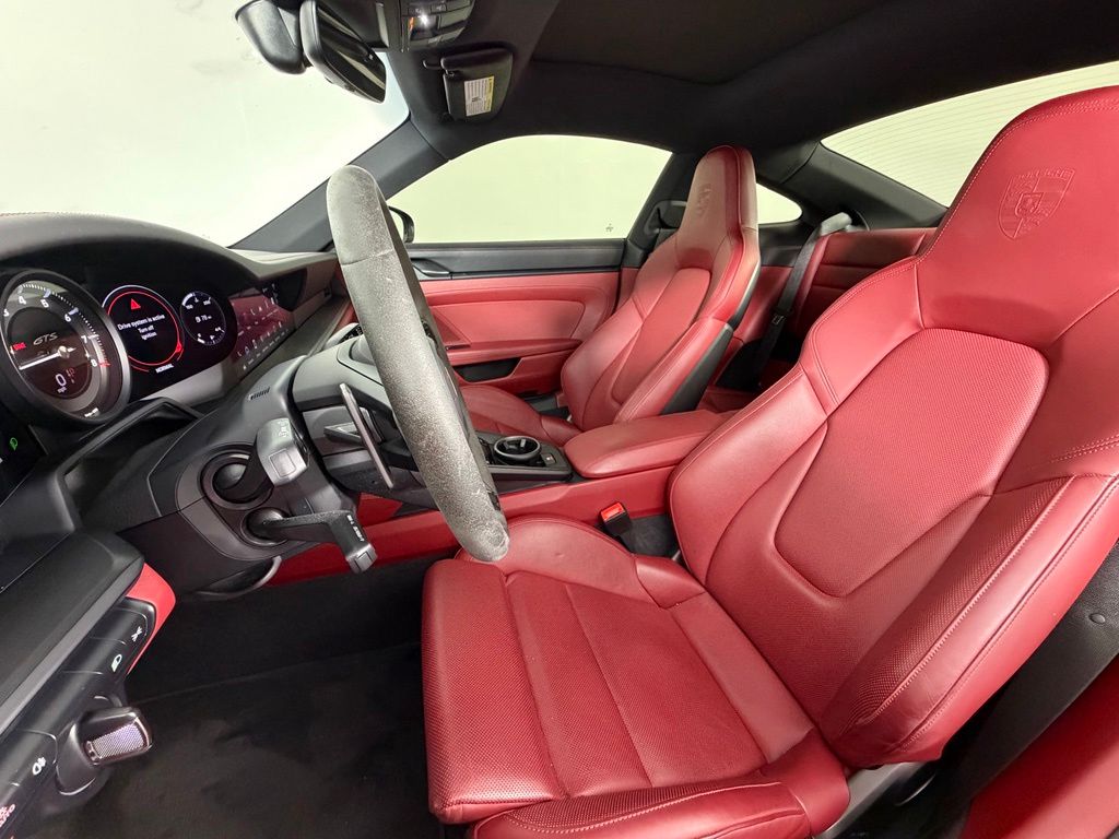 Thumbnail: 2024 Porsche 911 - 5