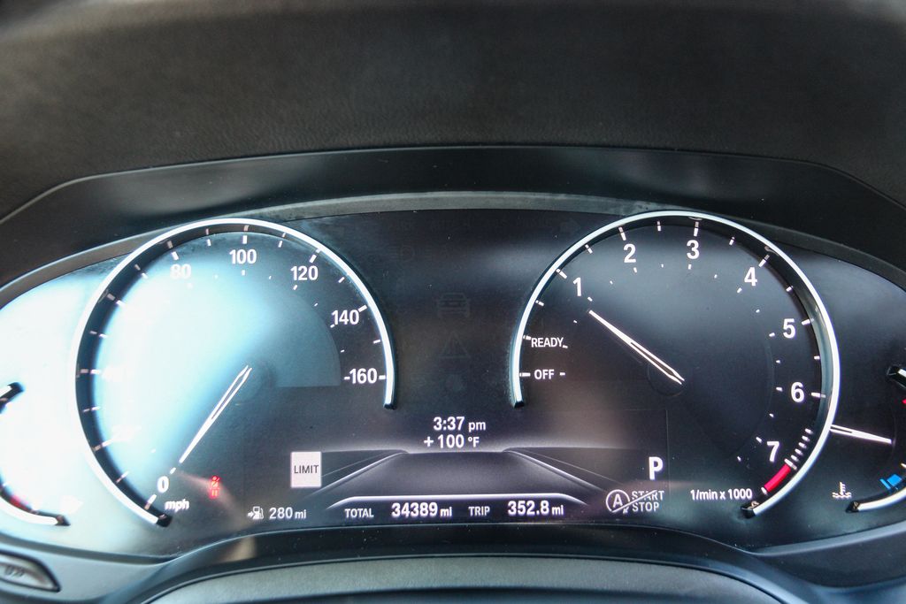 Used 2020 White BMW 330i image 22