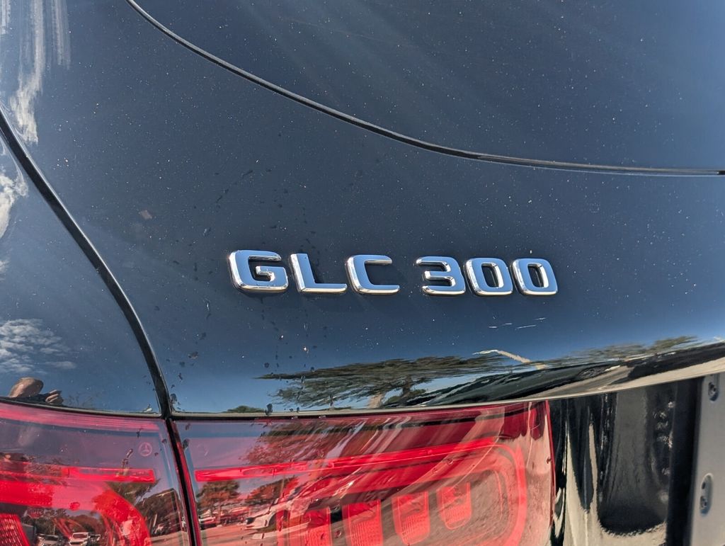 used 2022 Mercedes-Benz GLC car, priced at $25,888
