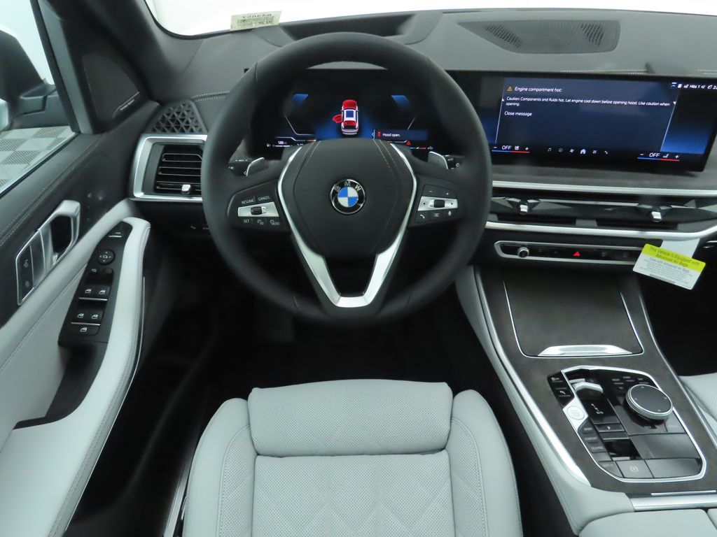 Thumbnail: 2026 BMW X5 - 10