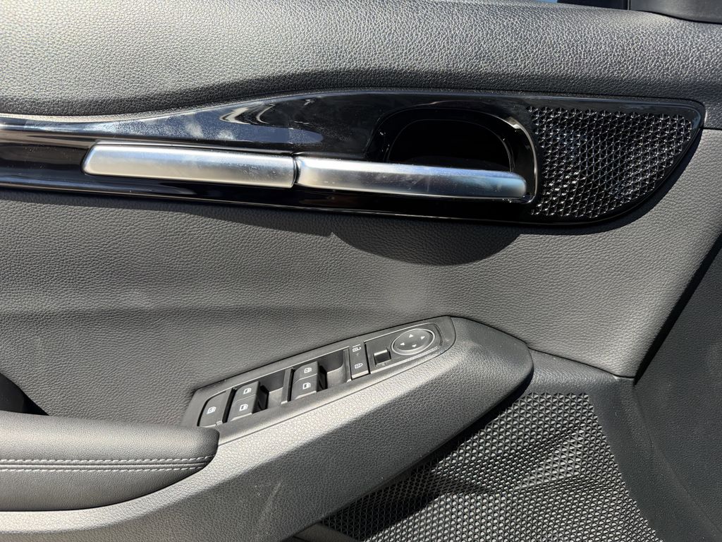 new 2026 Kia Seltos car, priced at $25,857