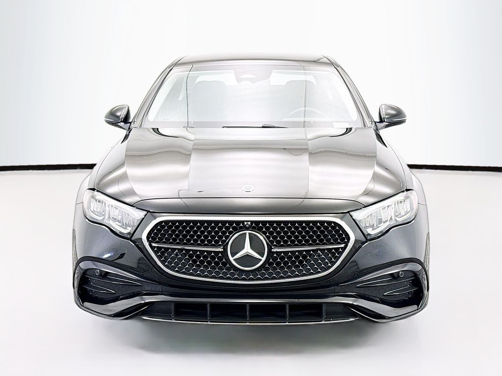 Thumbnail: 2025 Mercedes-Benz E-Class - 2