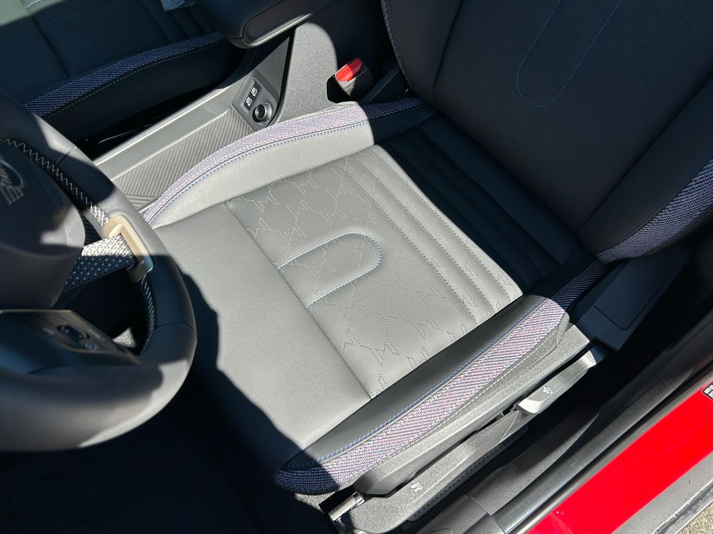 Thumbnail: 2025 MINI Cooper Hardtop - 15