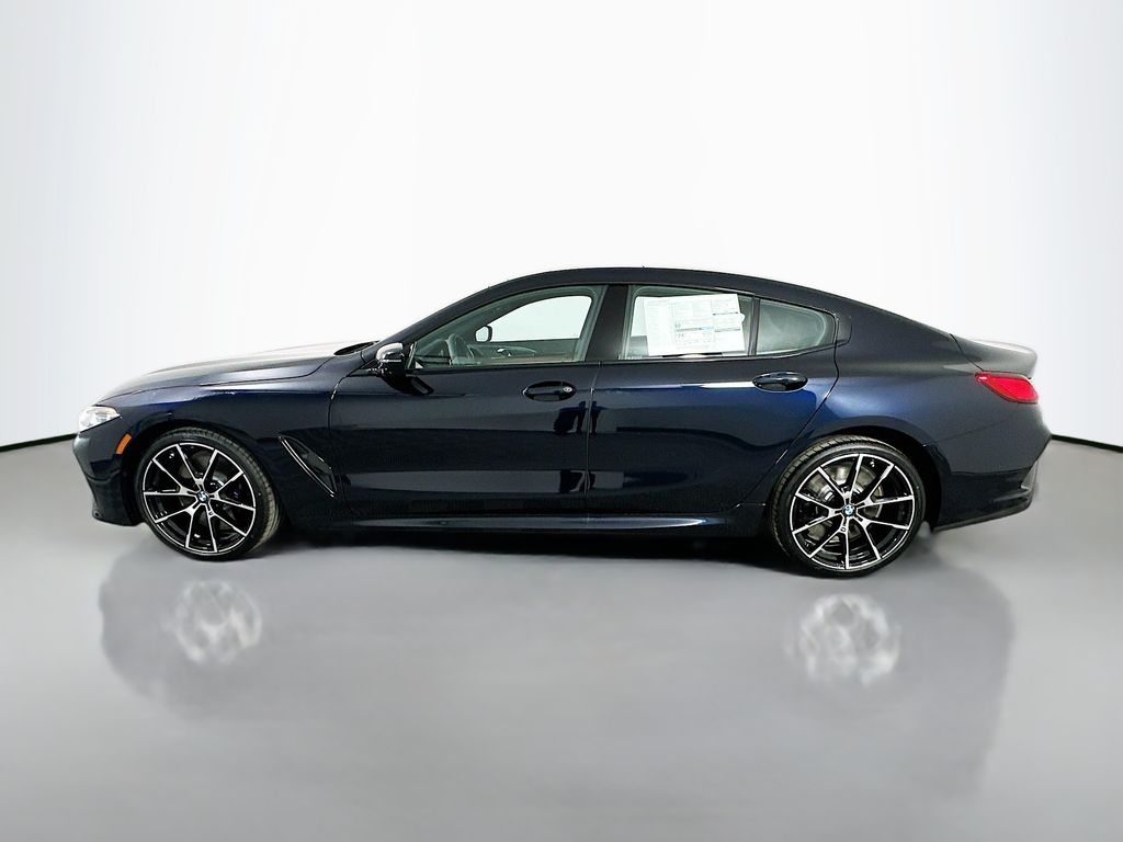 Thumbnail: 2026 BMW 8 Series - 8