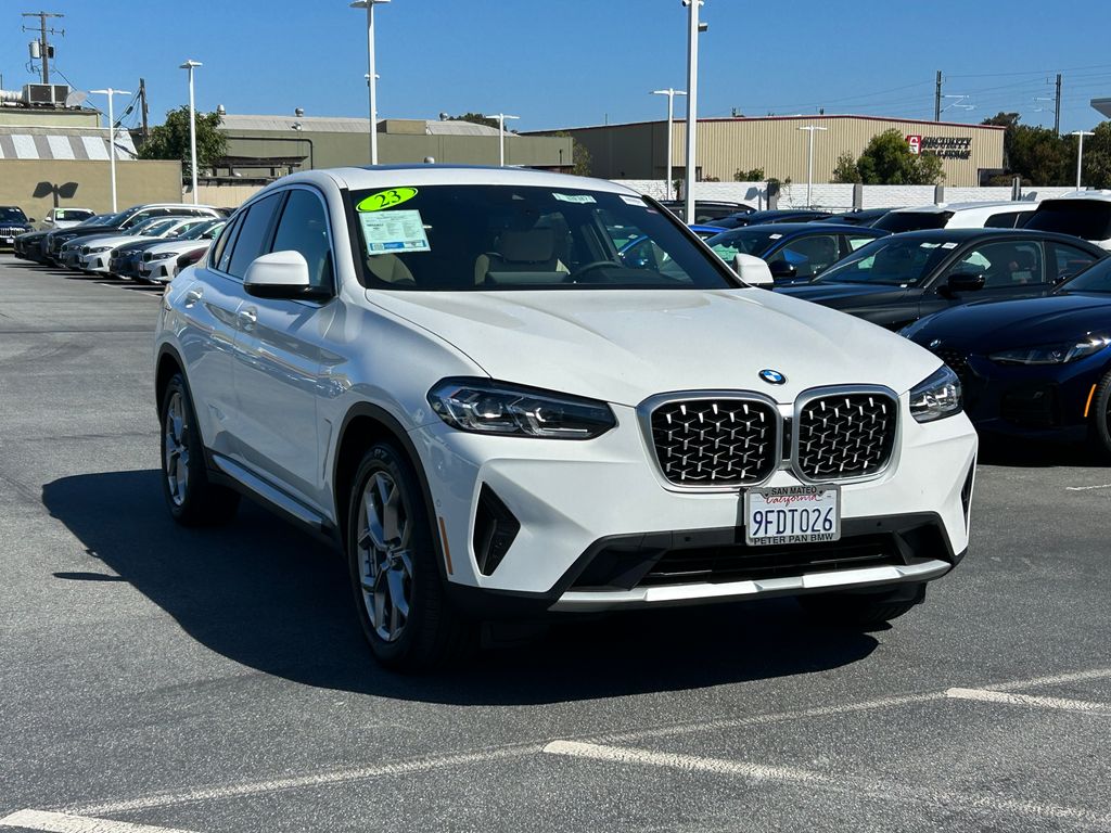 Thumbnail: 2023 BMW X4 - 7