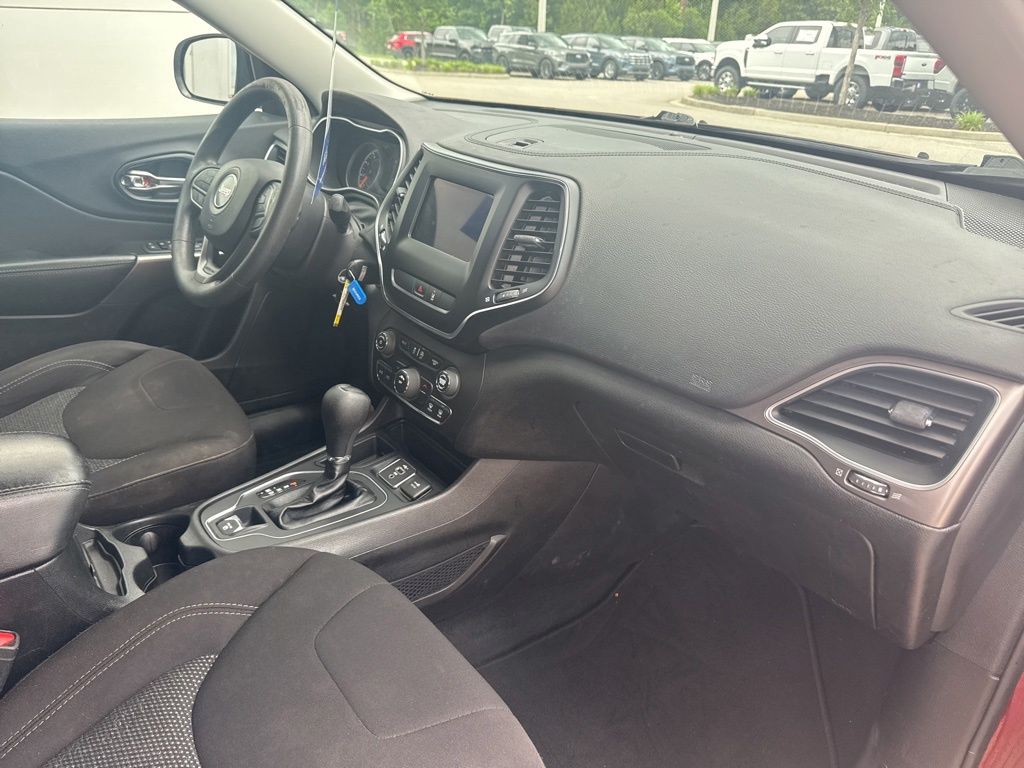 2021 Jeep Cherokee Latitude FWD