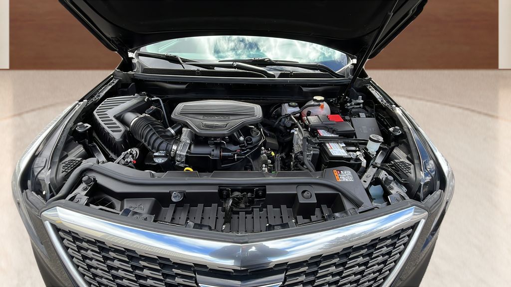 used 2023 Cadillac XT5 car, priced at $35,500