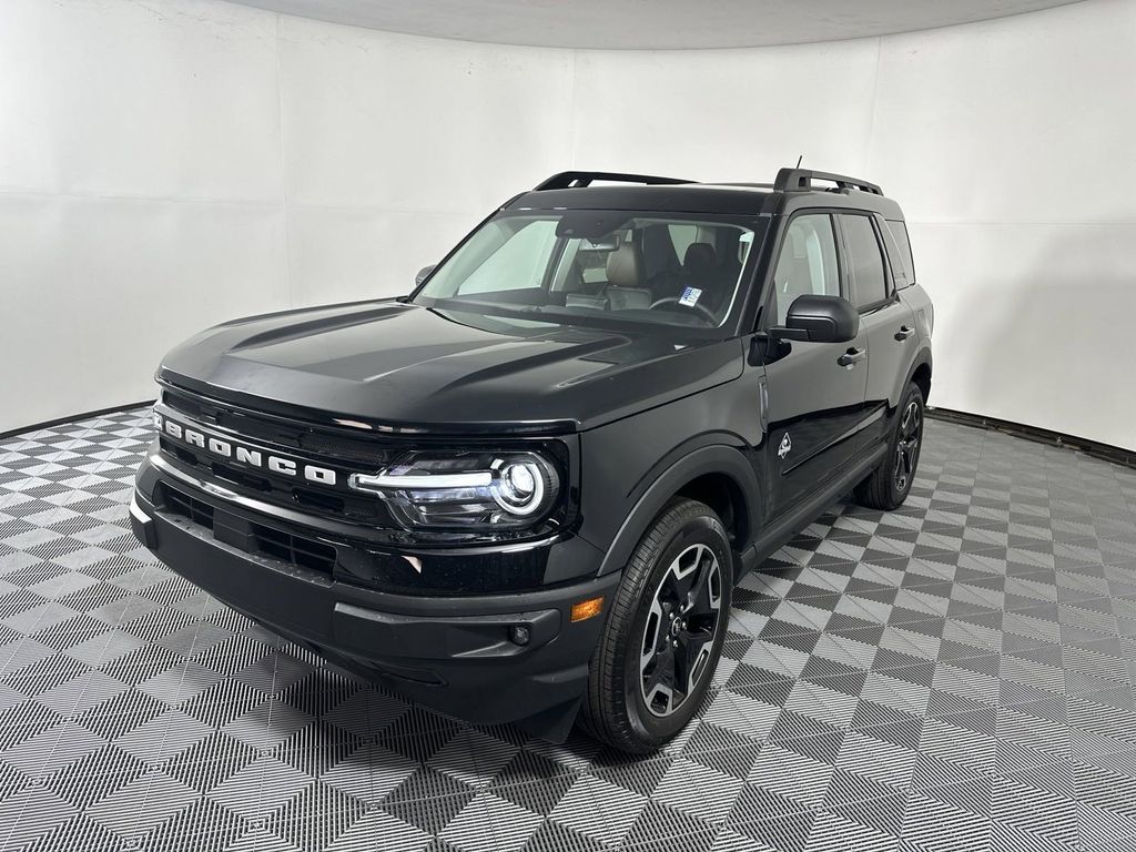 2024 Ford Bronco Sport Outer Banks 3