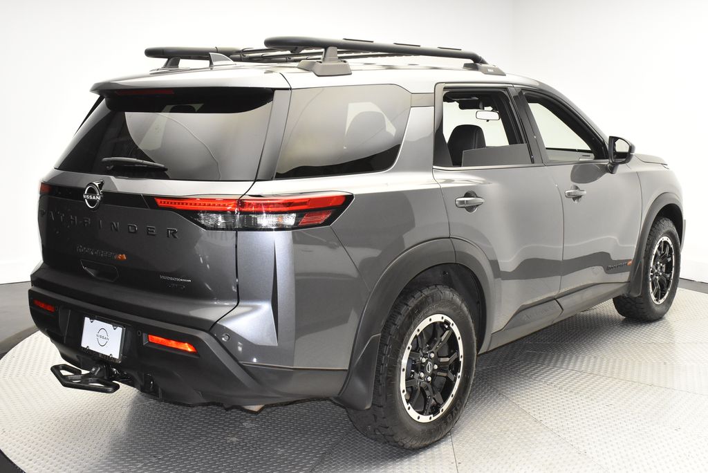 Thumbnail: 2023 Nissan Pathfinder - 5