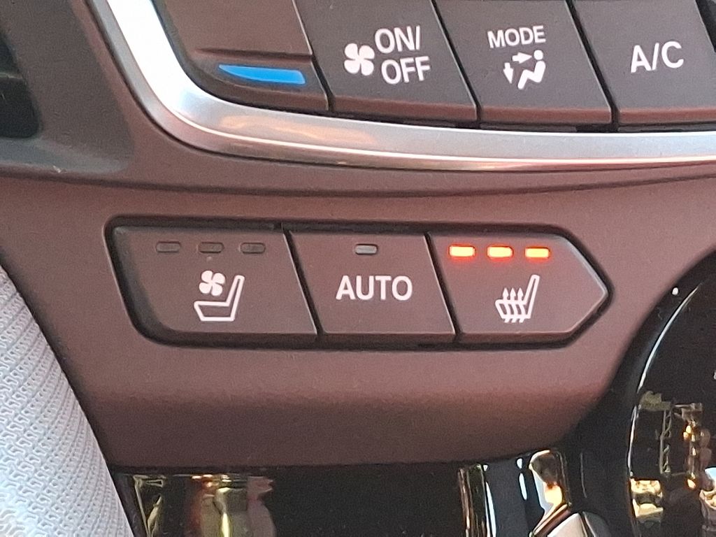 Thumbnail: 2025 Acura TLX - 26