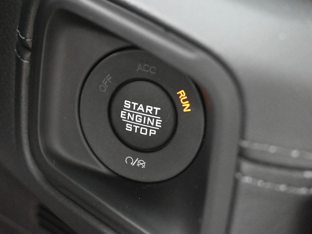 New 2026 Reign Jeep Rubicon image 25