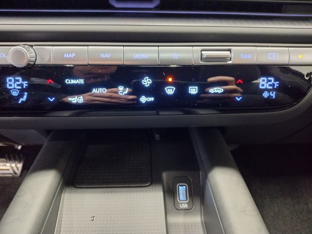 2025 Hyundai IONIQ 6 Limited