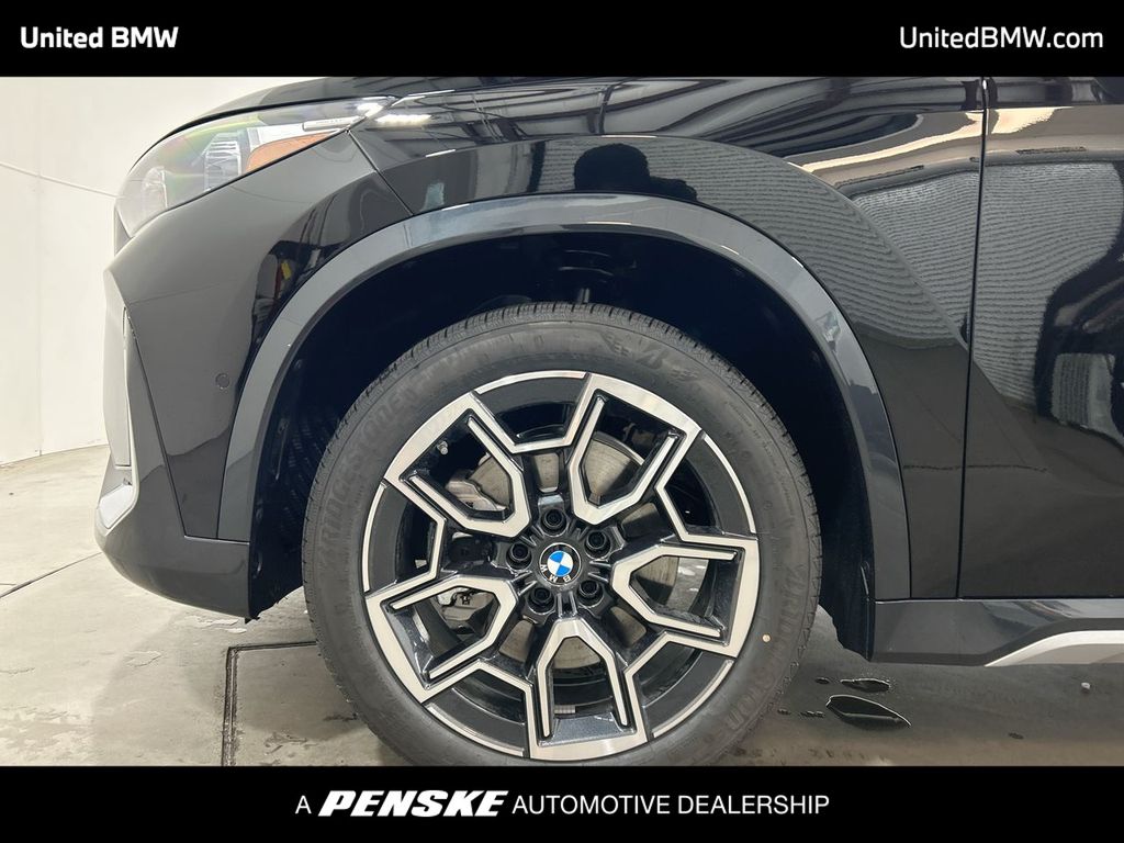 Thumbnail: 2026 BMW X1 - 10