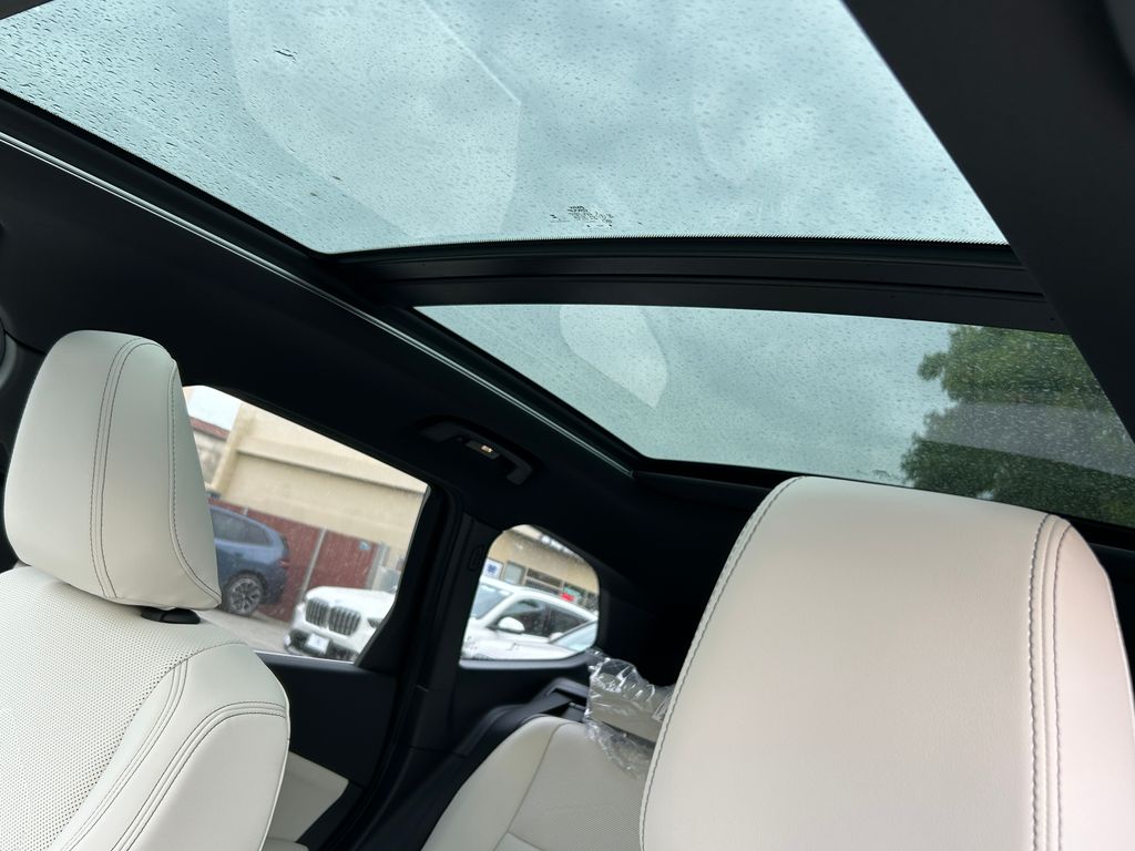 Thumbnail: 2026 BMW X1 - 16