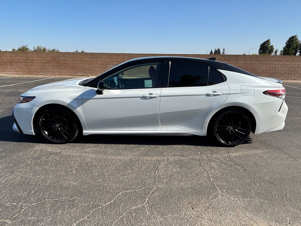 Thumbnail: 2021 Toyota Camry - 8