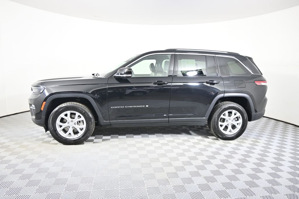 Used 2024 Jeep Grand Cherokee Limited with VIN 1C4RJHBG3RC696586 for sale in Forest Lake, Minnesota