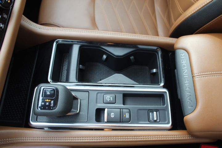 Used Car 2024 Nissan Pathfinder  Platinum For Sale Under $40,000 In Georgetown, Texas