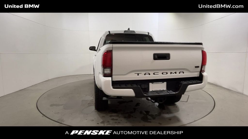 Thumbnail: 2020 Toyota Tacoma - 7