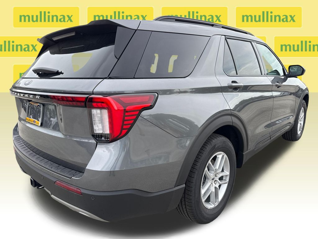 New 2026 Gray Ford Active image 15