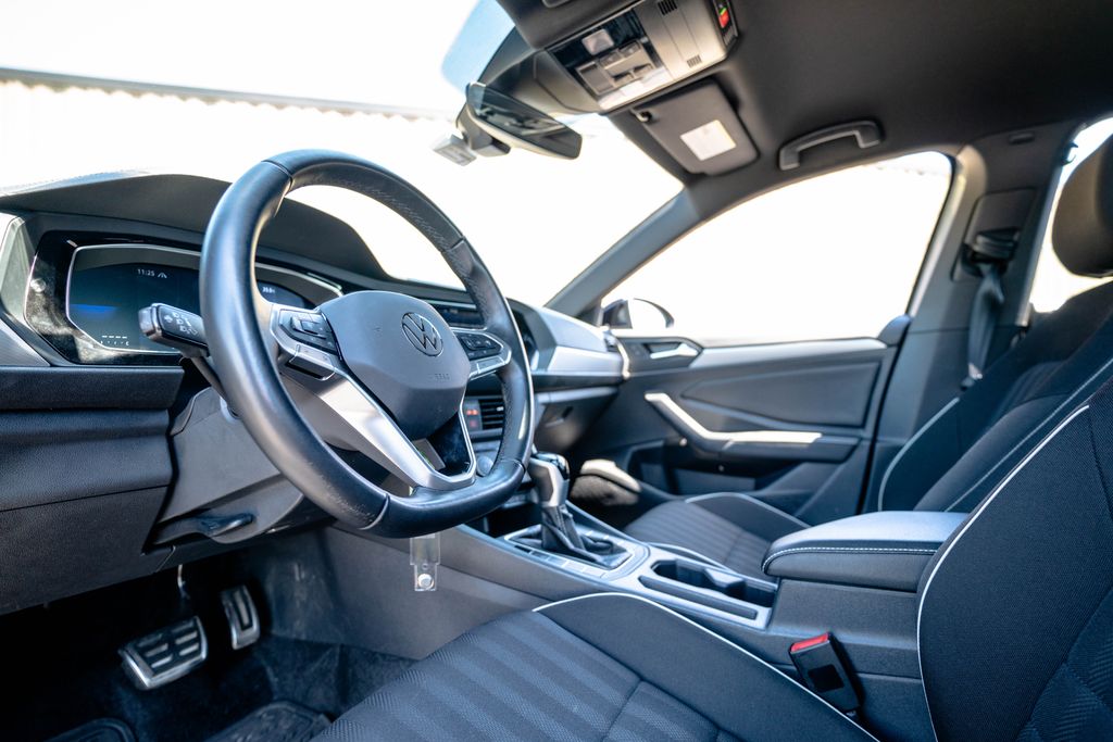 Used 2024 Volkswagen Jetta Sedan