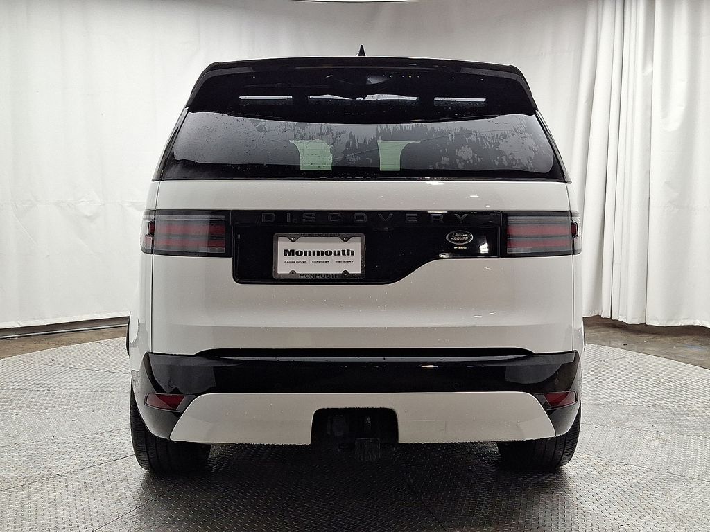 Thumbnail: 2023 Land Rover Discovery - 5