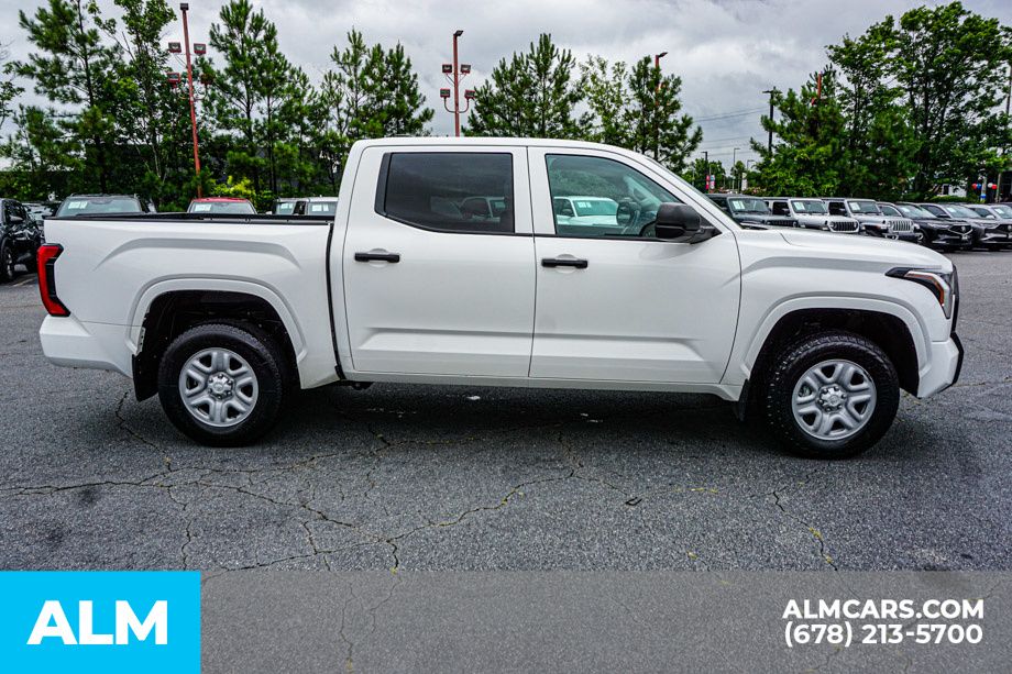 Used 2023 White Toyota SR image 9