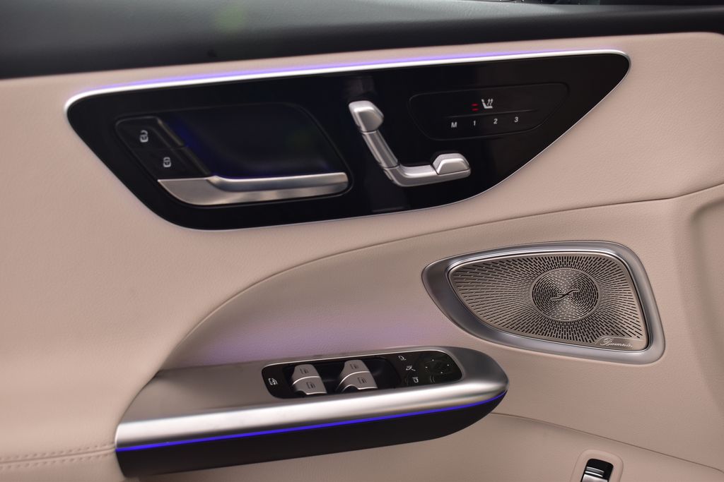 Thumbnail: 2025 Mercedes-Benz C-Class - 12