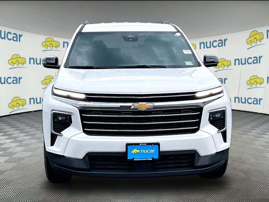 2024 Chevrolet Traverse — photo 2