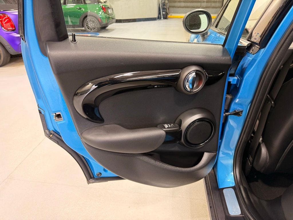 2017 MINI Cooper Base 20