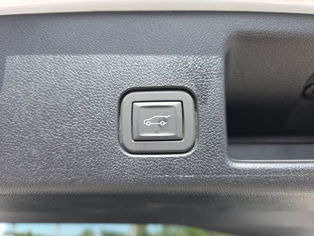 new 2025 Chevrolet Equinox EV car, priced at $37,395