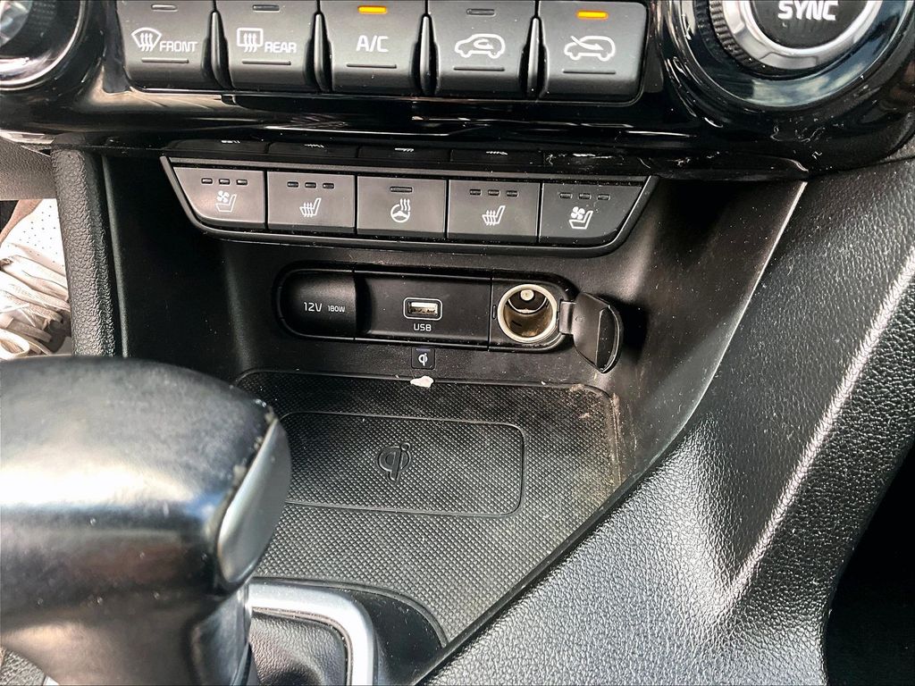 2020 Kia Sportage — photo 27