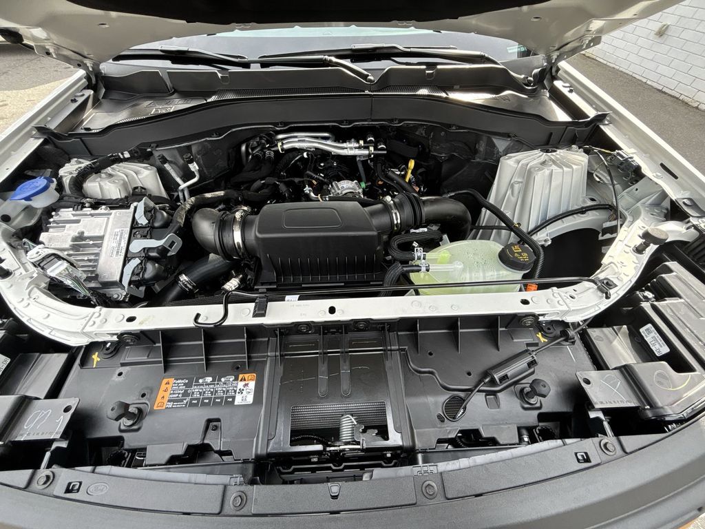 New 2026 Star White Metallic Tri-Coat Ford Tremor® image 18