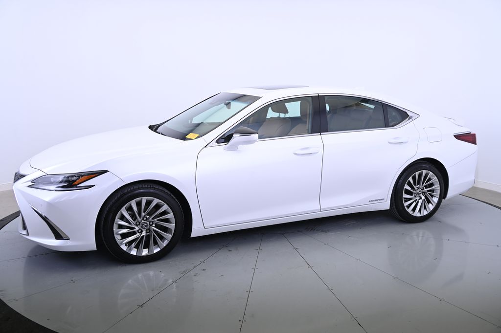 2022 Lexus ES  -
                Beachwood, OH