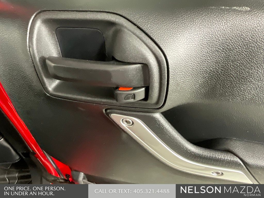 Used 2016 Red Jeep Unlimited Rubicon image 23