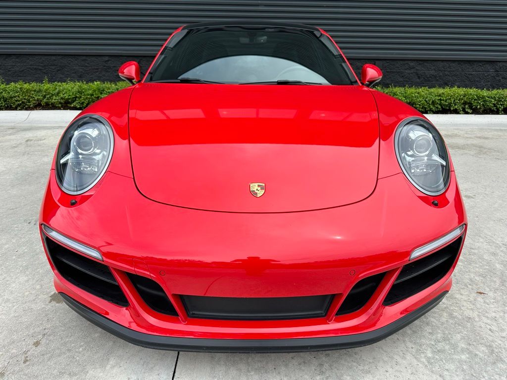 Thumbnail: 2018 Porsche 911 - 7