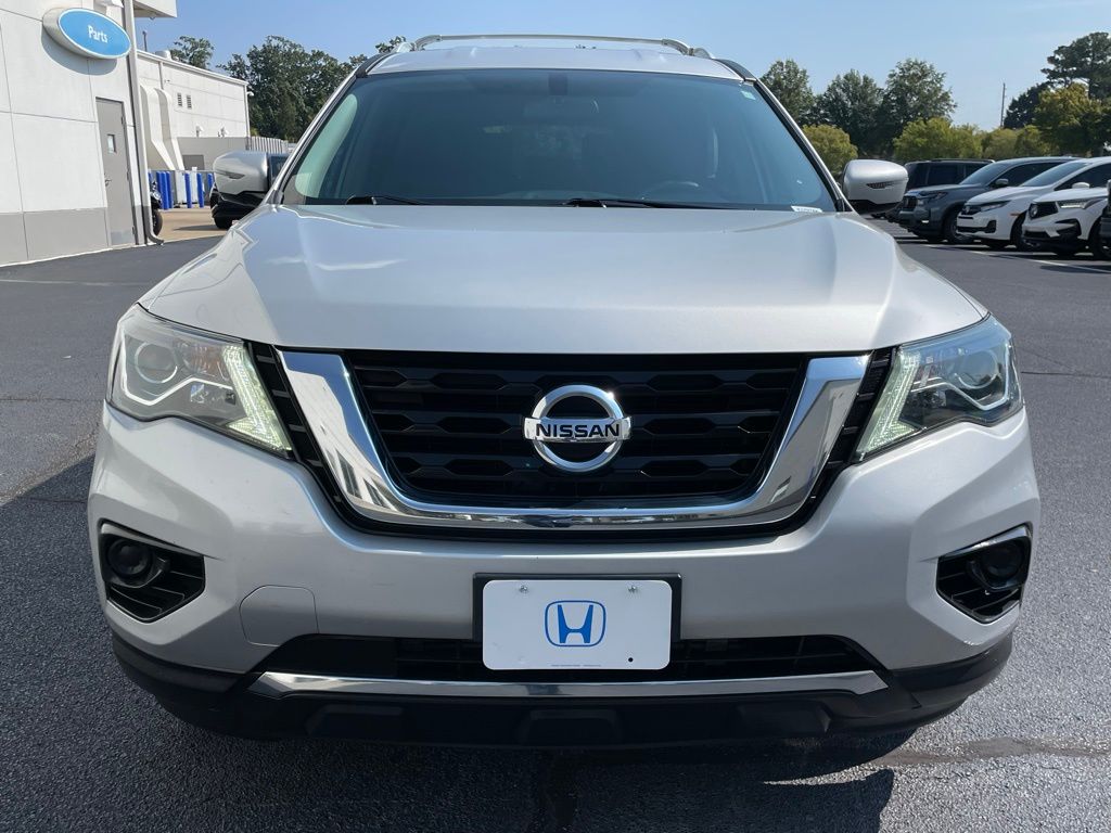 Thumbnail: 2017 Nissan Pathfinder - 9