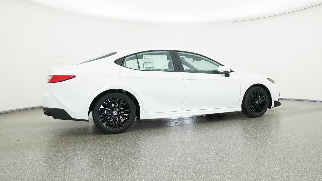 2025 Toyota Camry SE 28