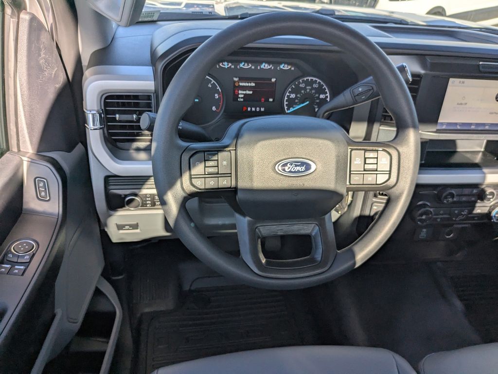 2026 Ford F-350 Chassis XL