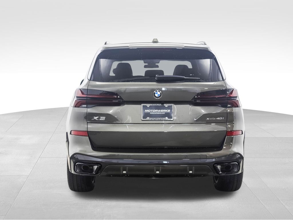 Thumbnail: 2026 BMW X5 - 5