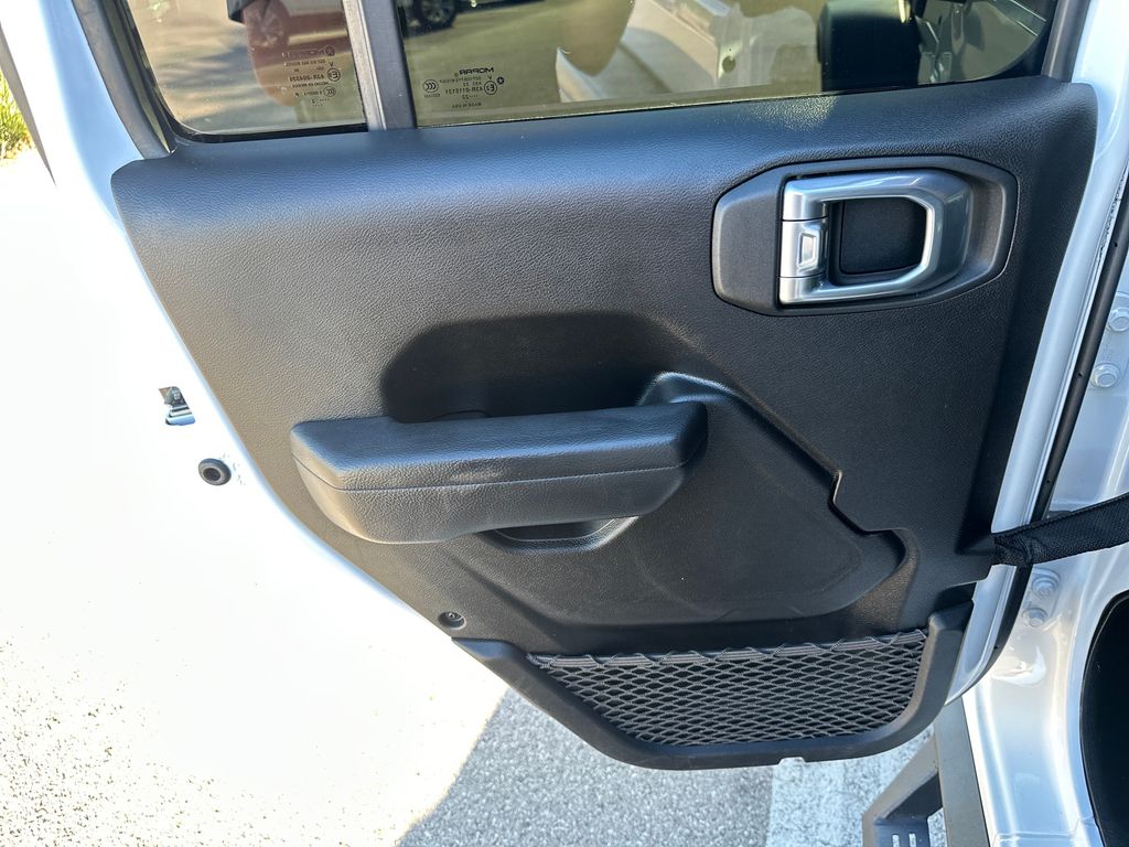 Used Car 2022 Jeep Wrangler  Unlimited Rubicon 4xe For Sale Under $35,000 In Austin, Texas