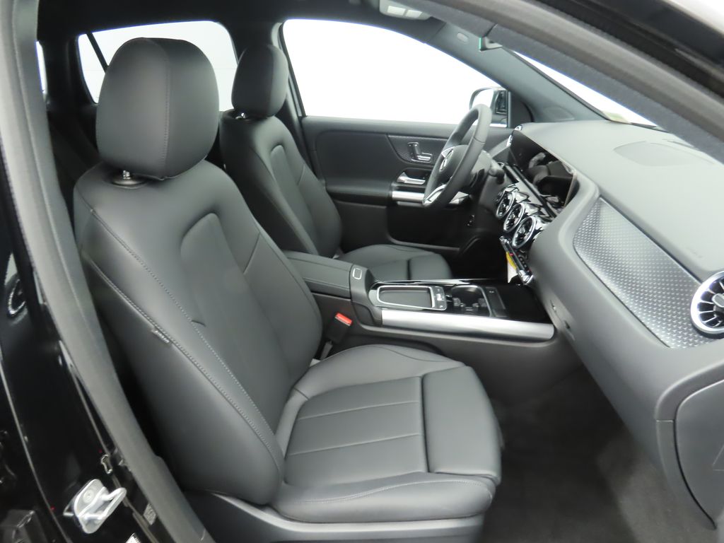 2025 Mercedes-Benz GLA 250 21