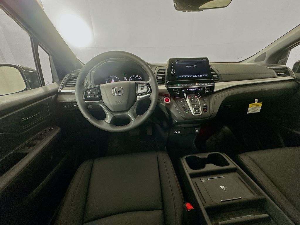 Thumbnail: 2026 Honda Odyssey - 14