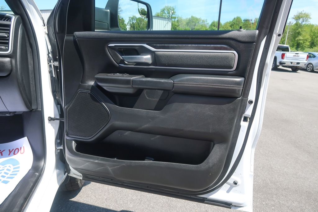 2022 Ram 1500 Big Horn Quad Cab 4x4 6'4" Box