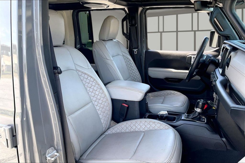 Used 2022 Jeep Wrangler SUV