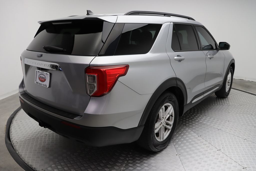 2021 Ford Explorer XLT 8