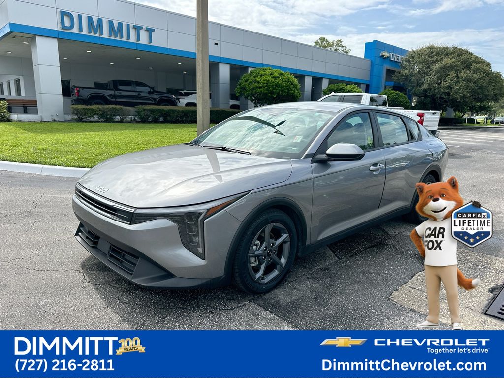 Steel Gray 2025 Kia K4 Sedan Front-Wheel Drive Continuously Variable Transmission