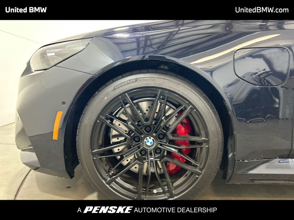Thumbnail: 2025 BMW M5 - 10