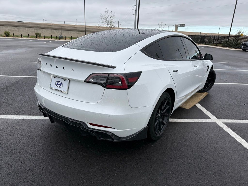 Thumbnail: 2021 Tesla Model 3 - 5