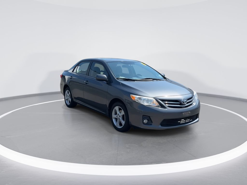 Thumbnail: 2013 Toyota Corolla - 2