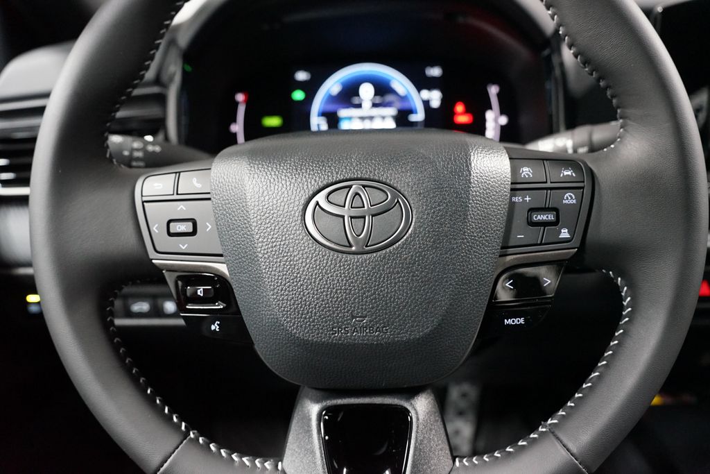 Thumbnail: 2026 Toyota Camry - 12